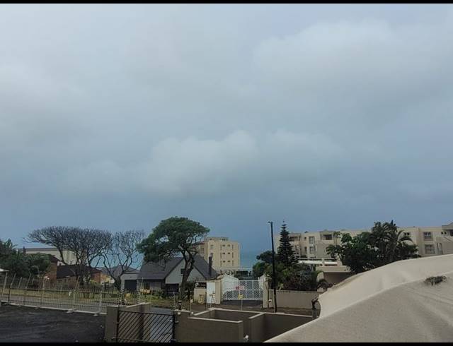 2 BEDROOM TOWNHOUSE FOR SALE IN LAWRENCE ROCKS